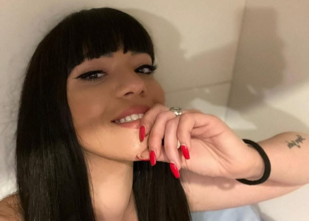 «La mia vita è diventata buia»: il dolore della madre di Maria, due settimane dopo la tragedia nel Cilento