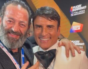 Leone d’Oro al Merito a Giovanni Sciarrillo, il “look maker dei vip” premiato a Venezia