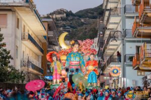 Maiori: il carro dedicato all’Estremo Oriente vince la 52esima edizione del Gran carnevale