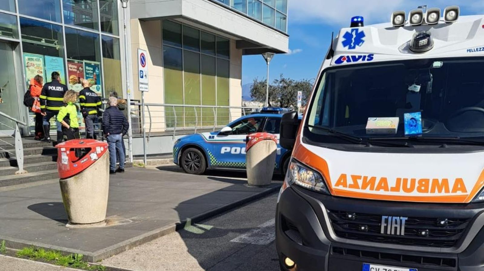 Malore fatale all’autogrill di Baronissi: muore donna di 40 anni