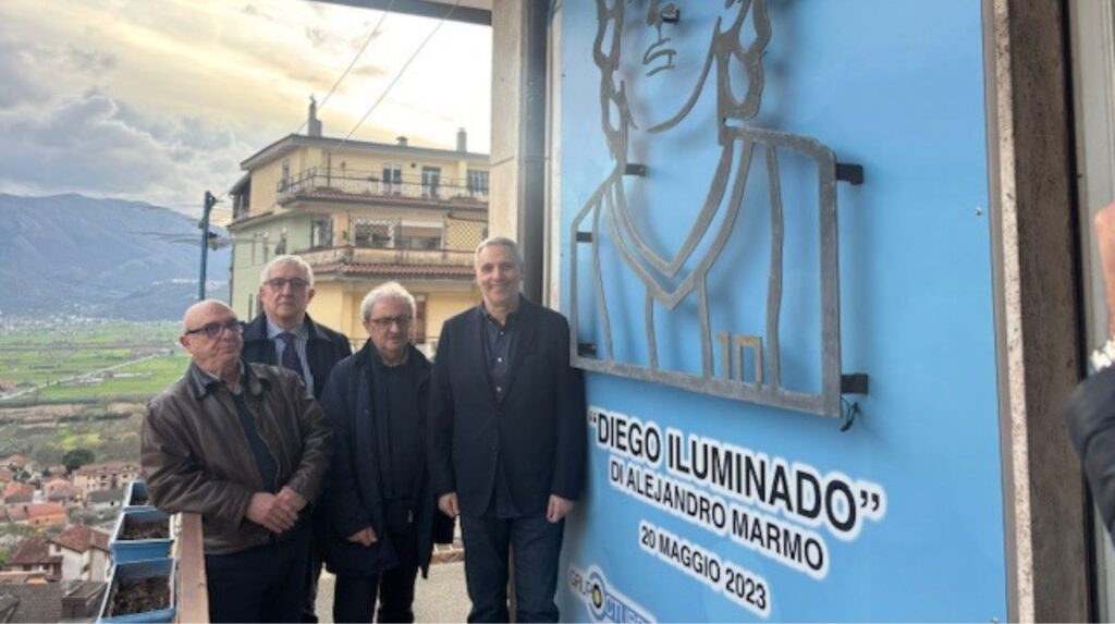 Maurizio De Giovanni ospite del Napoli club Sala Consilina prima dello spettacolo “Il miracolo”