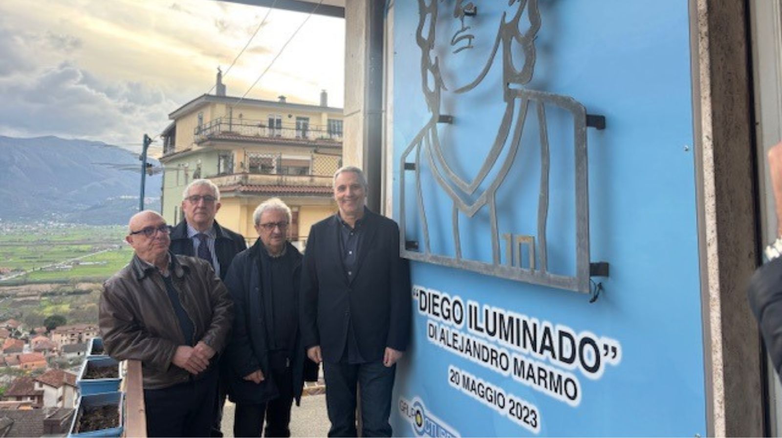 Maurizio De Giovanni ospite del Napoli club Sala Consilina prima dello spettacolo “Il miracolo”