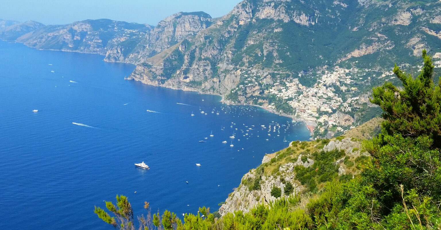 Turismo: il Sentiero degli Dei in Costiera Amalfitana, trekking tra ...