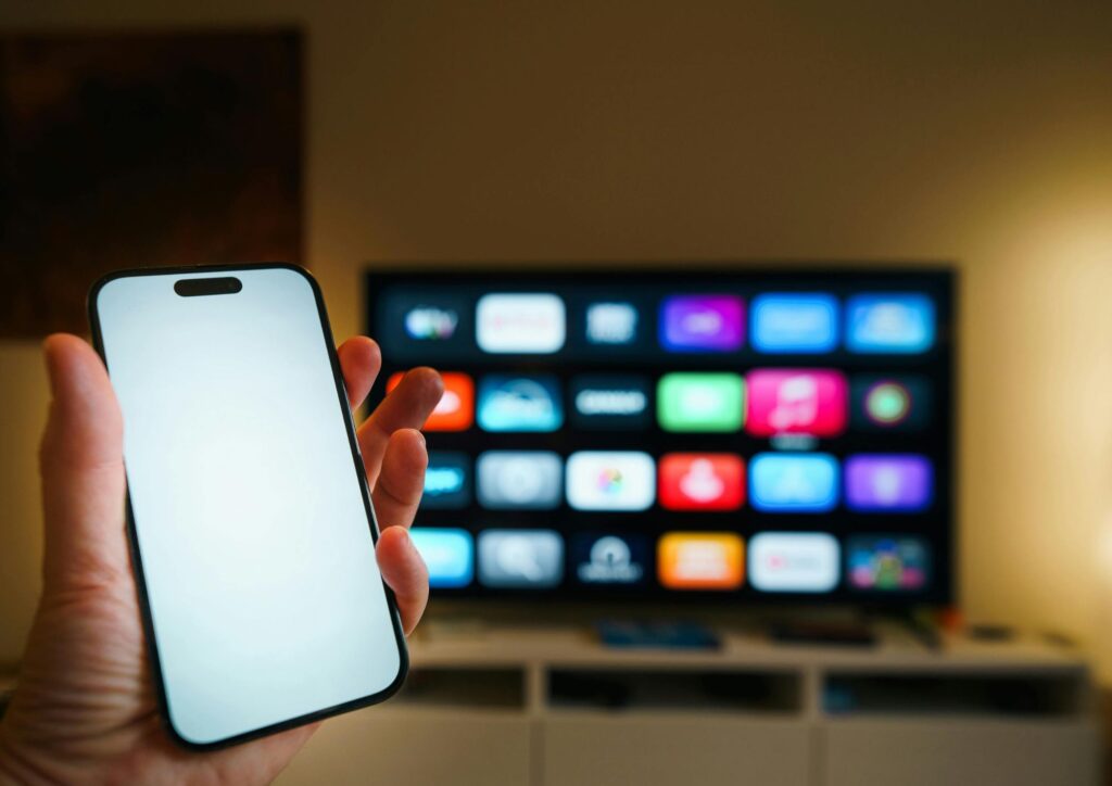 App per ridurre il tempo al cellulare dei ragazzi: le soluzioni tecnologiche per una «dieta digitale»