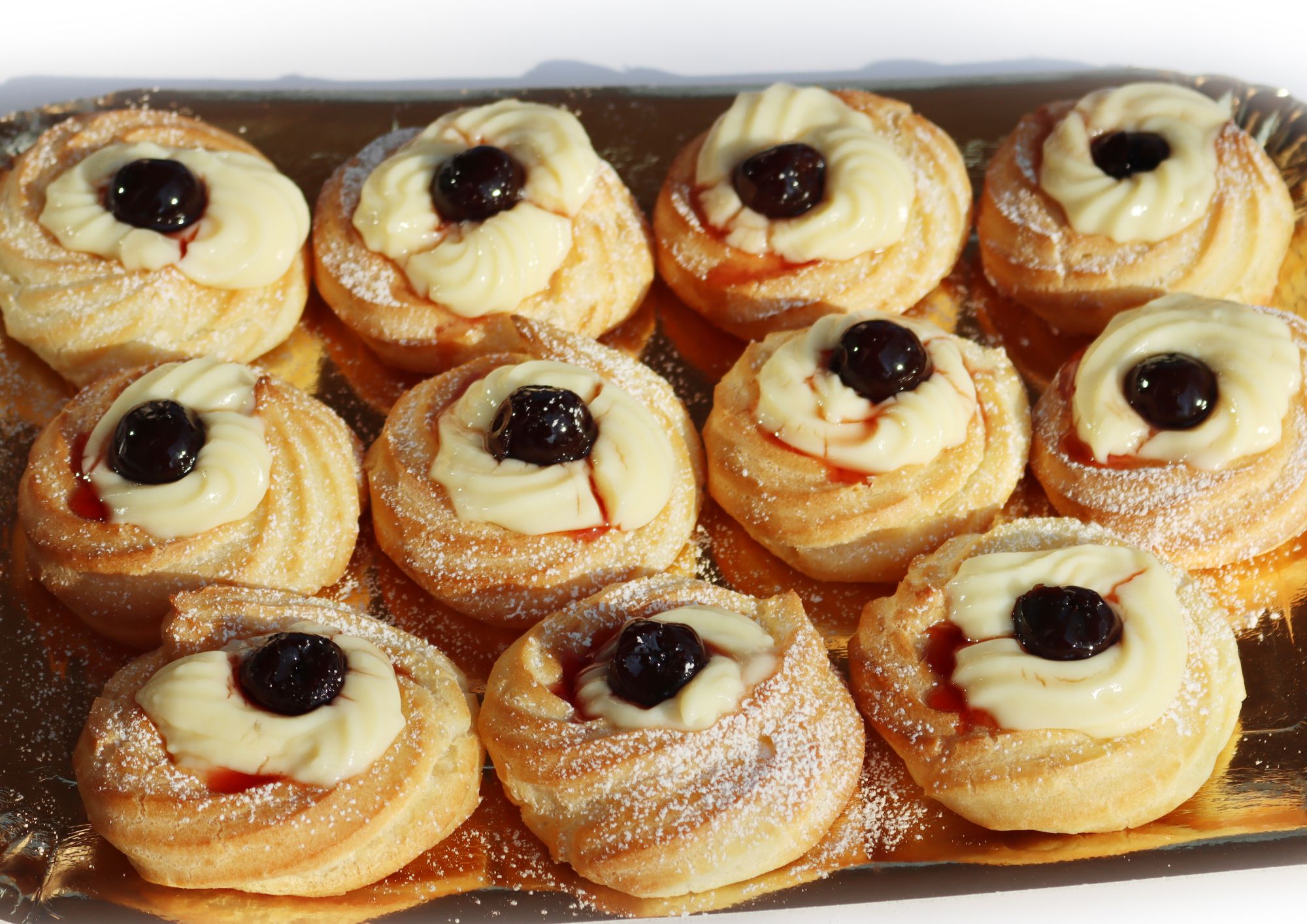 Zeppole di San Giuseppe: ricette classiche fritte e al forno, storia e preparazione passo passo