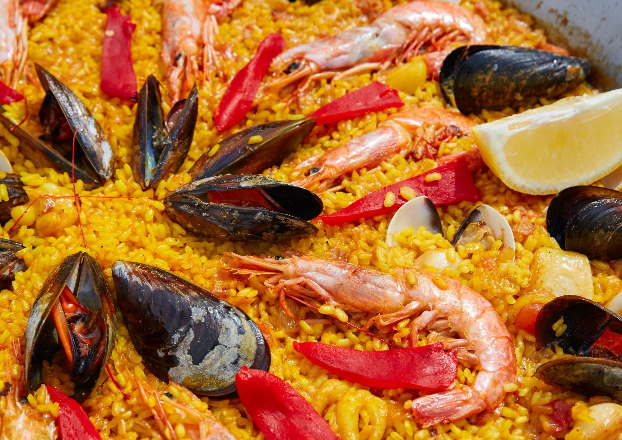 Paella, il sapore del mare e della tradizione in un solo piatto