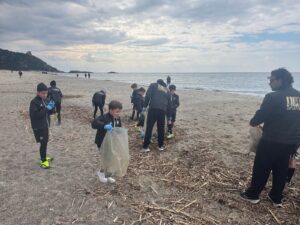 Ascea, successo per “Un gol per il mare”: sport, ambiente e giovani protagonisti sulla spiaggia