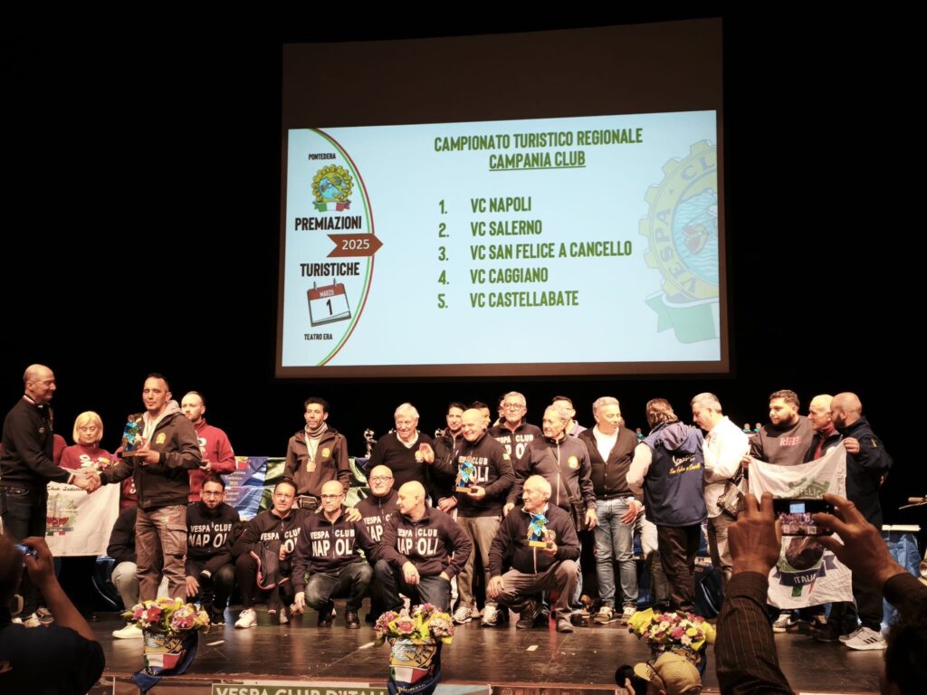 Il vespa club Caggiano trionfa a Pontedera: riconoscimenti prestigiosi al teatro era
