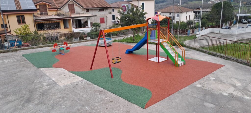 Roccadaspide, rinnovato il parco giochi nella frazione di Serra