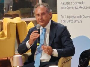 Agropoli, assolta per tenuità la donna che aggredì due agenti della polizia locale nel 2021