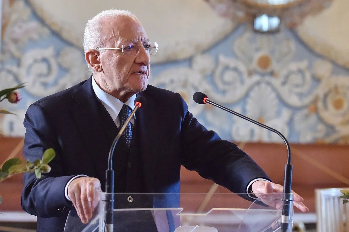 De Luca sul referendum giustizia: «Il giudice che sbaglia non può restare impunito»