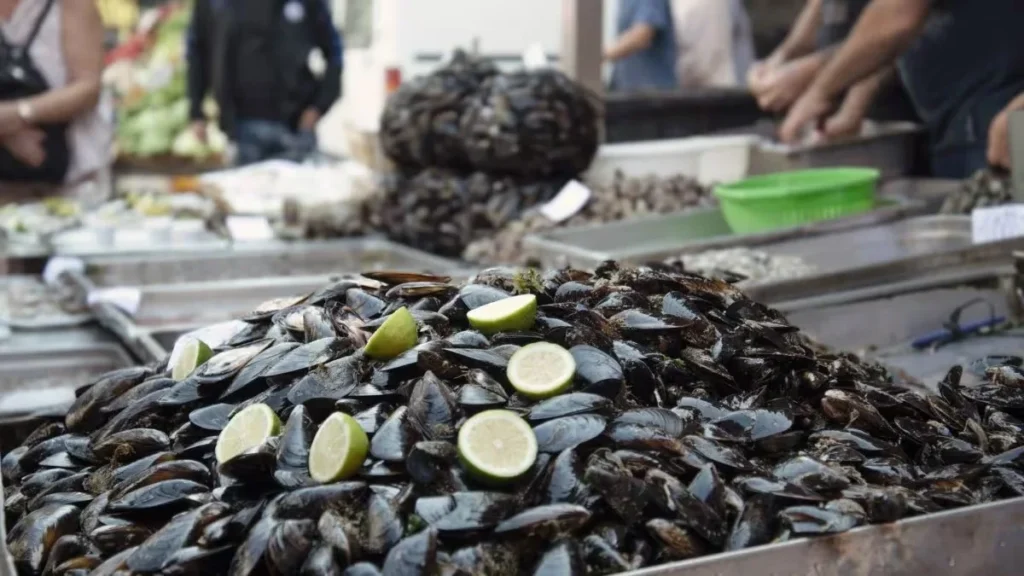 Allarme epatite a: pescherie e ristoranti salernitani subiscono un crollo del 60%