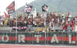 Scontri ultras Nocerina: assolti 16 tifosi accusati di rissa