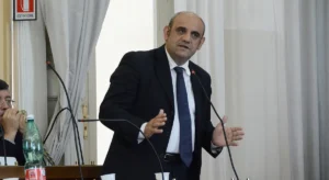 Corruzione a Santa Marina, al via il processo per Giovanni Fortunato