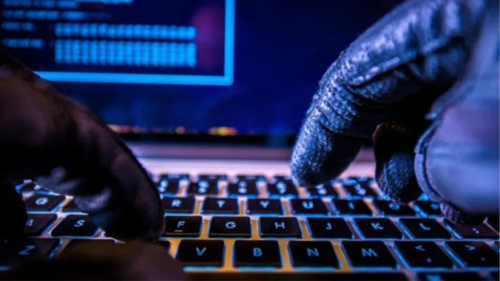 Battipaglia: 30mila multe rubate dagli hacker, vigili al lavoro