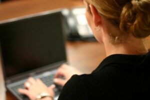 More uxorio e buste paga: la Cassazione dice basta ai legami affettivi come scudo