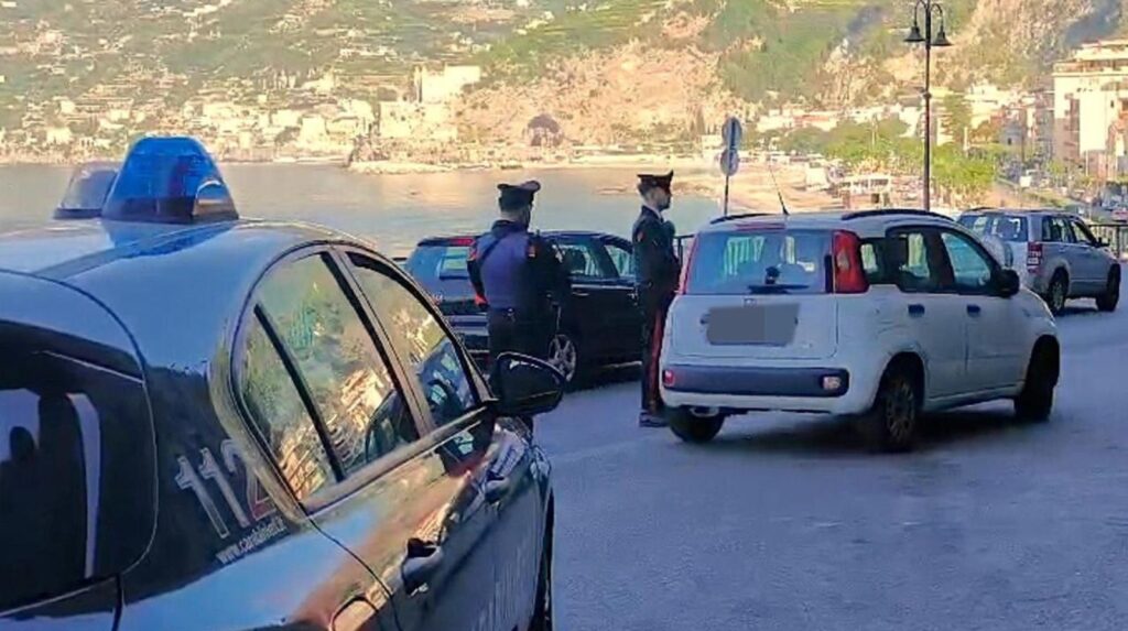 Furti di motocicli in Costiera, arrestato un uomo: in carcere su ordine del gip