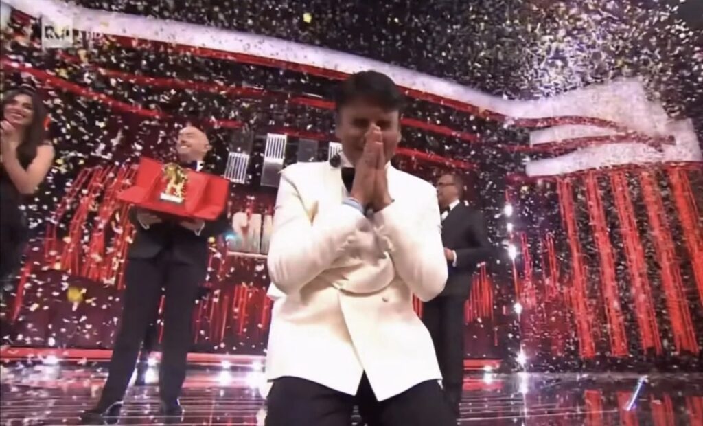 Sanremo 2026, trionfo di Sal Da Vinci con “Per sempre sì”