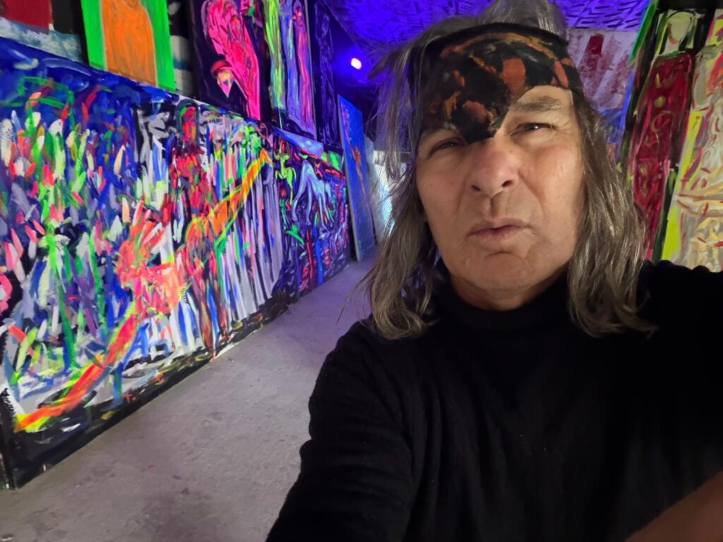 Fernando Mangone celebra l’8 marzo: il Tuffatore di Paestum diventa Tuffatrice per onorare le donne