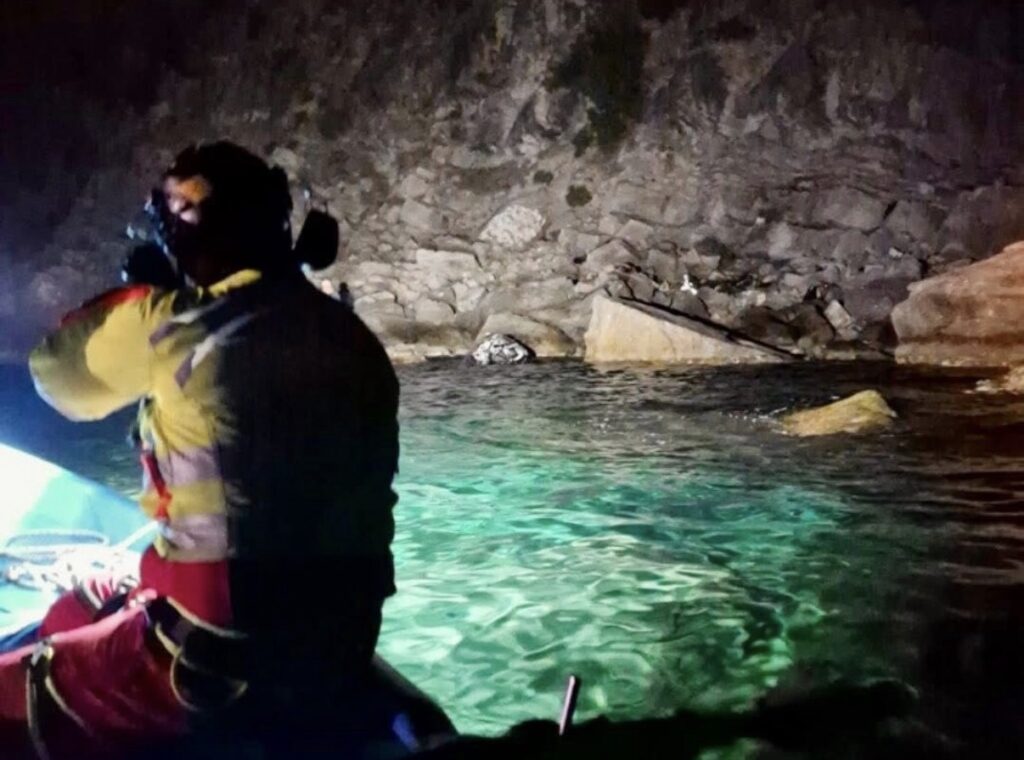 Tragedia dei fidanzati a Montecorice, come si sono mossi i soccorritori e come hanno ritrovato l’auto con i corpi