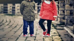 Look bambino, cosa indossare questa primavera: guida alle nuove tendenze