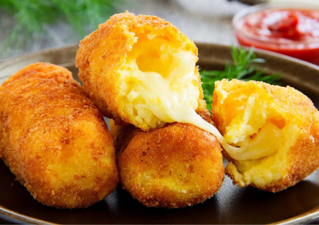 Crocchette di patate ai quattro formaggi, il gusto che conquista al primo morso