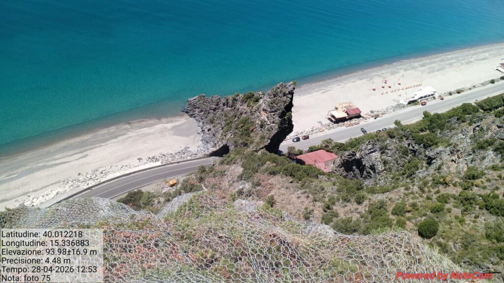 Camerota, reti paramassi posizionate sul costone del Mingardo: proseguono i lavori