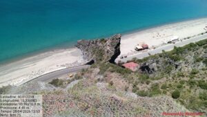 Camerota, reti paramassi posizionate sul costone del Mingardo: proseguono i lavori