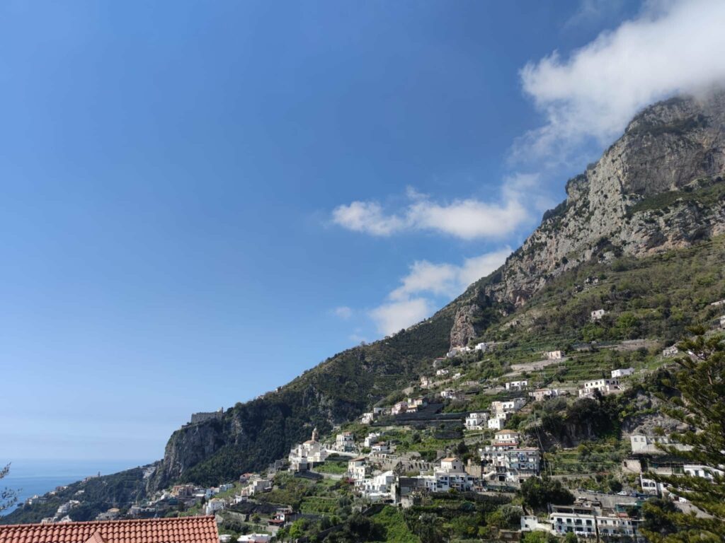 Amalfi, finanziato per 7 milioni 780 mila euro l’intervento di messa in sicurezza del Costone roccioso “Canale Pendolo”