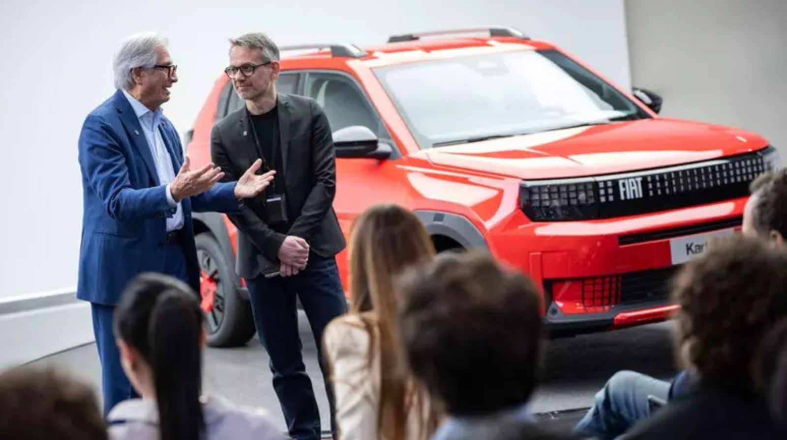 Mobilità urbana sostenibile, Fiat coinvolge i giovani designer per l’auto del futuro