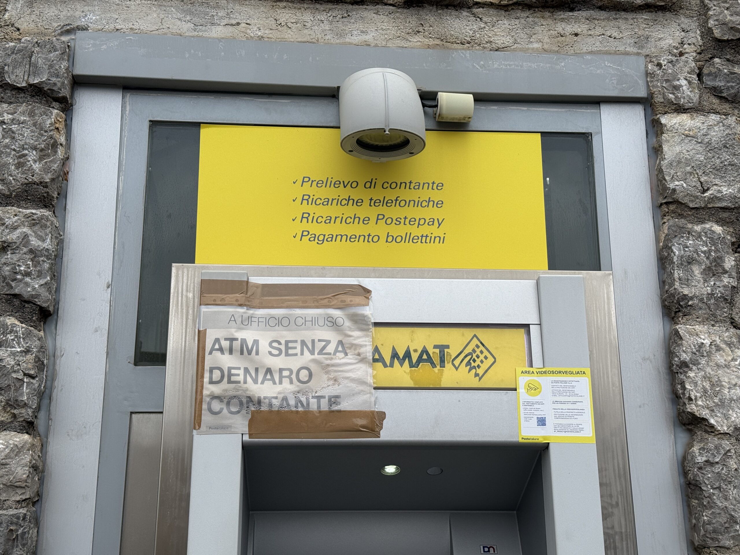 Atm Postamat a orario: funzionano solo quando la Posta è aperta, disagi nel Golfo di Policastro