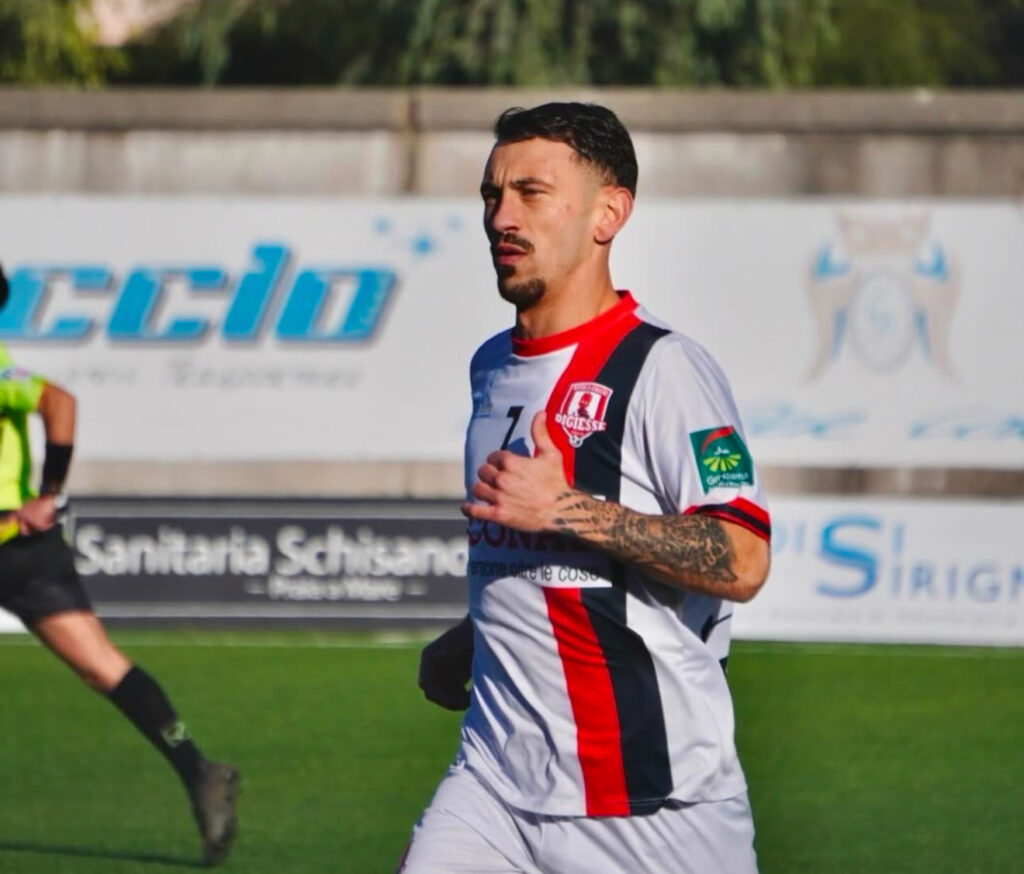 La “freccia del Cilento” parte da Capitello: Puoli trascina il Praiatortora verso la Serie D