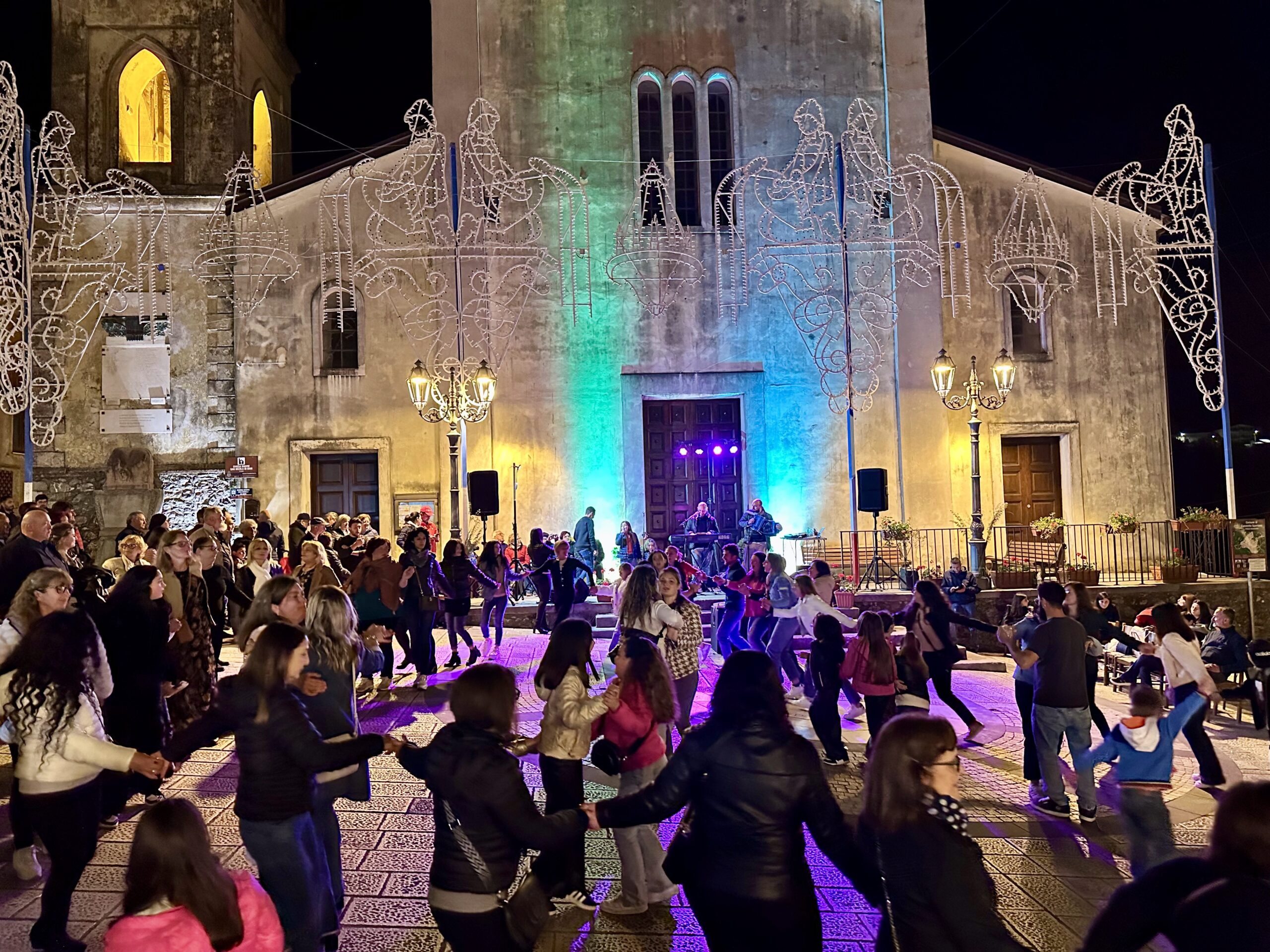 Casaletto Spartano, il 1° maggio torna la tradizione della Cuccìa con l’associazione RadiCa