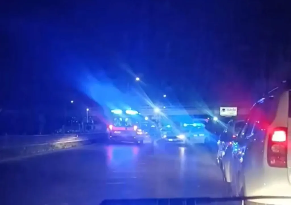 Uomo perde la vita in un tragico incidente stradale nel salernitano