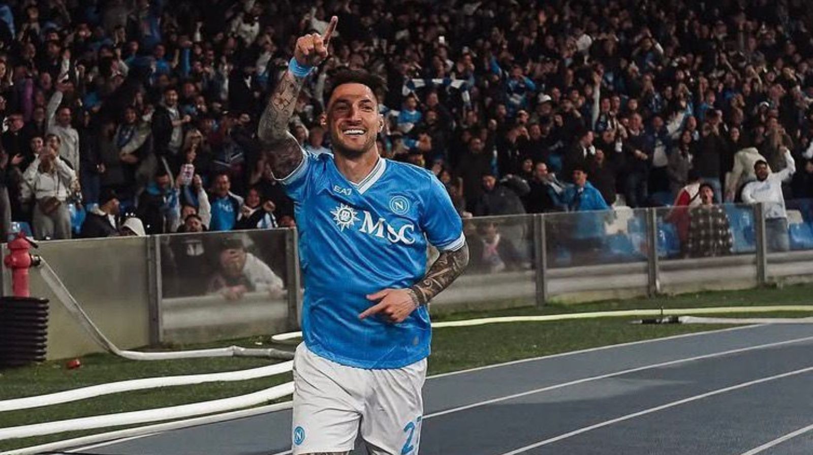 Napoli, colpo pesante al Maradona: Milan battuto 1-0, decide Politano nel finale