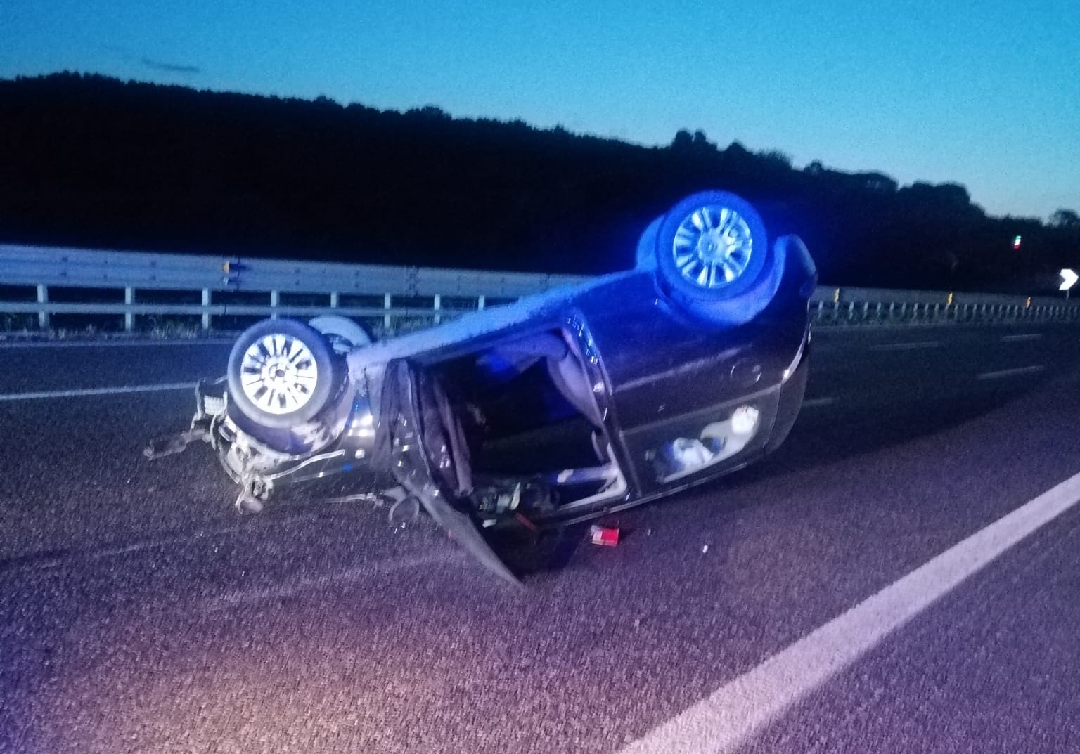 Auto si ribalta tra Campagna e Contursi: ferito un 21enne di Pontecagnano