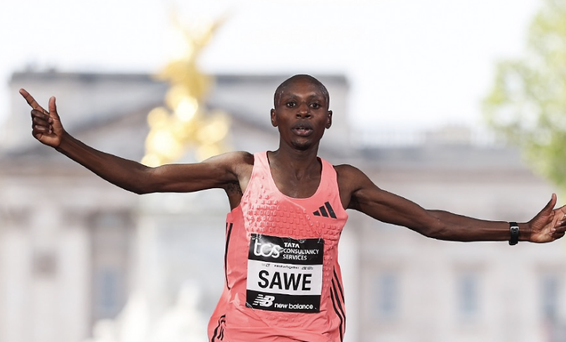 Maratona di Londra, Sawe entra nella storia: 1h59’30” e primo uomo sotto le due ore