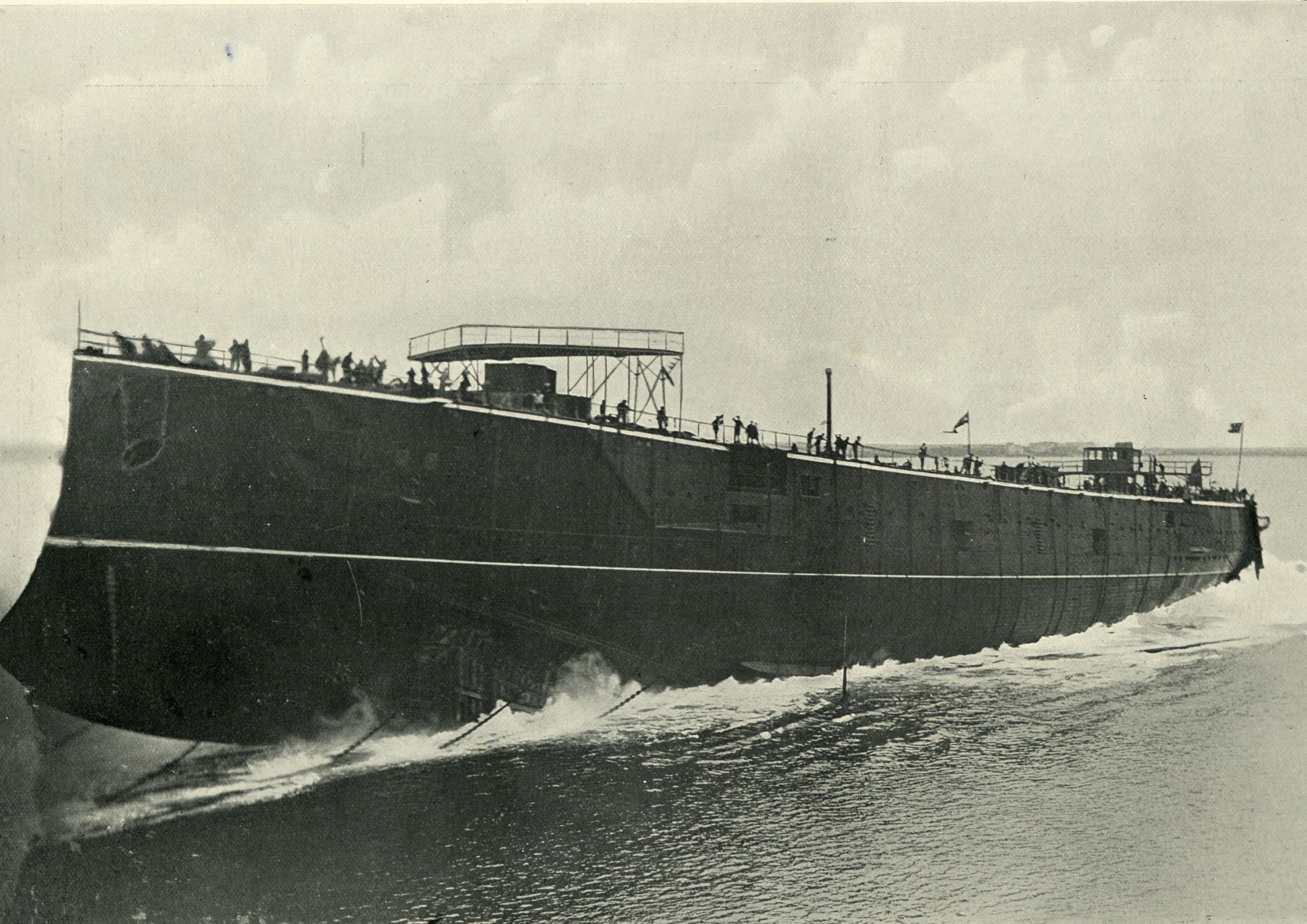 Accadde oggi, 10 aprile: dal viaggio inaugurale del Titanic all’Accordo del Venerdì Santo, tra tragedie e svolte storiche