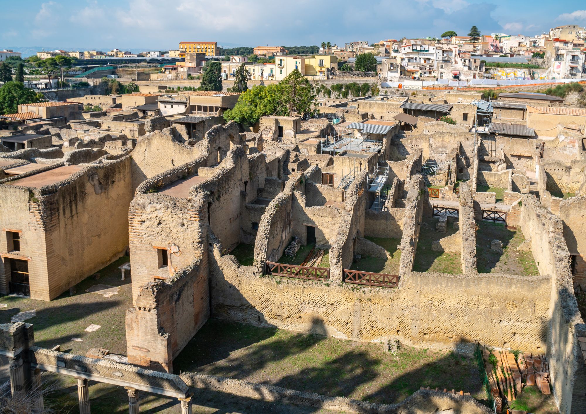 Viaggio nel tempo tra Pompei, Ercolano e Paestum: storia millenaria e consigli per la visita