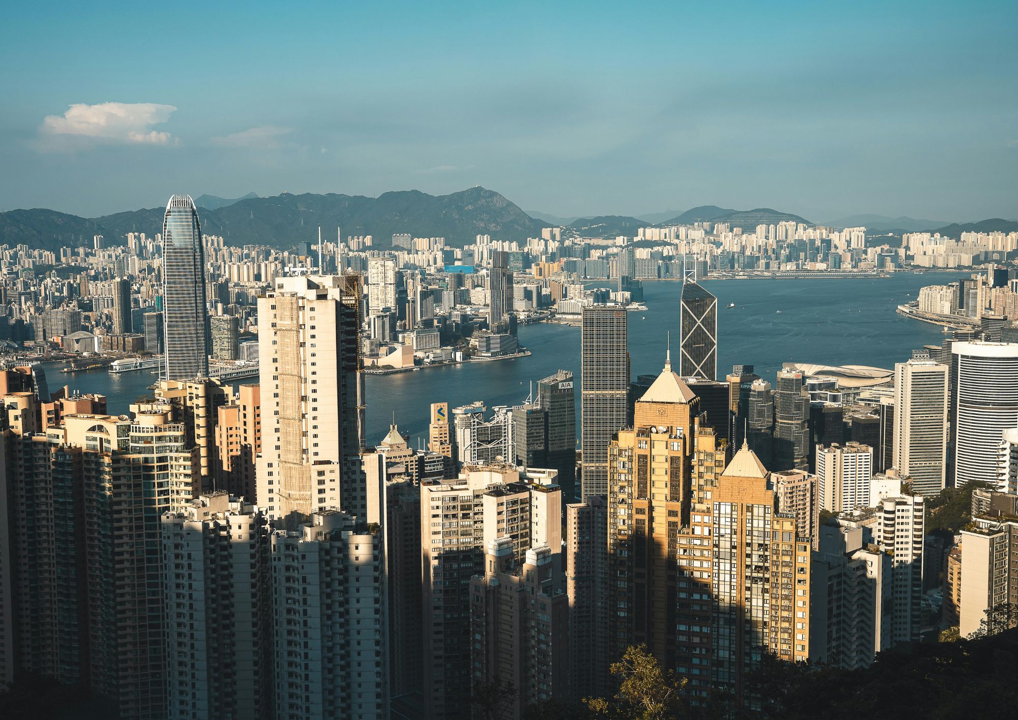 La corsa globale all’AI: chi sta vincendo tra Stati Uniti, Cina ed Unione Europea?