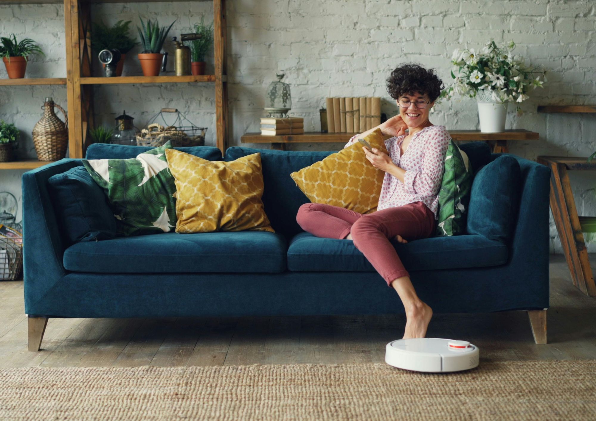 Casa intelligente e AI: come l’intelligenza artificiale aiuta a tenere in ordine gli spazi domestici