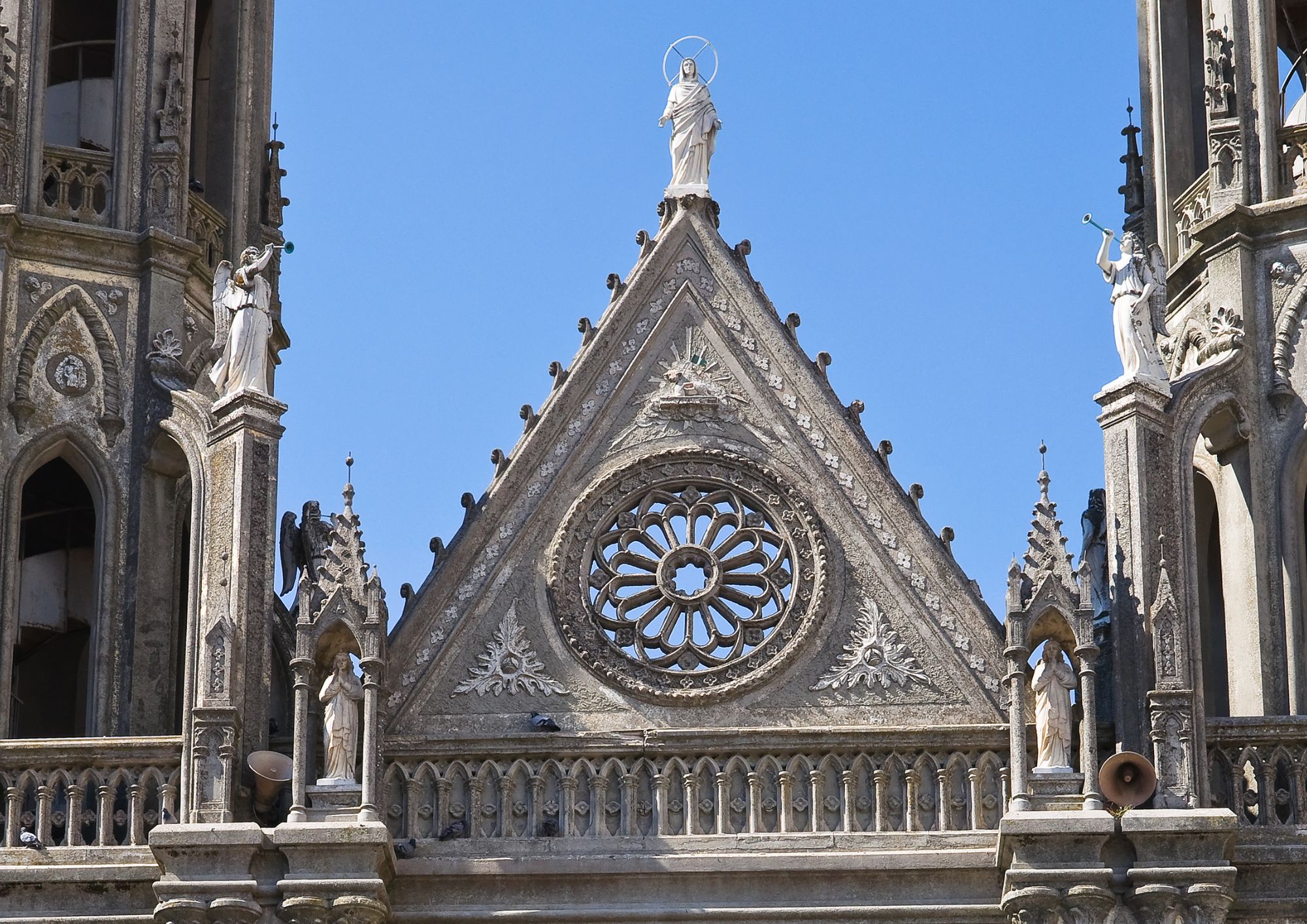 Montesano sulla Marcellana, la Chiesa di Sant’Anna: il sogno gotico di Filippo Gagliardi nel Vallo di Diano