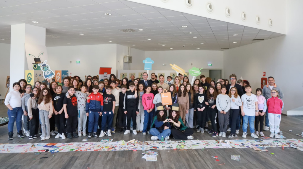 Paper week: un viaggio nel riciclo di carta e cartone tra Casal Velino e Giffoni Valle Piana