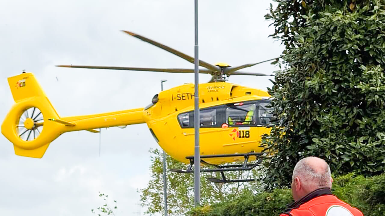 Omignano, incidente con il trattore a Pagliarole: uomo ferito, intervento dell’eliambulanza