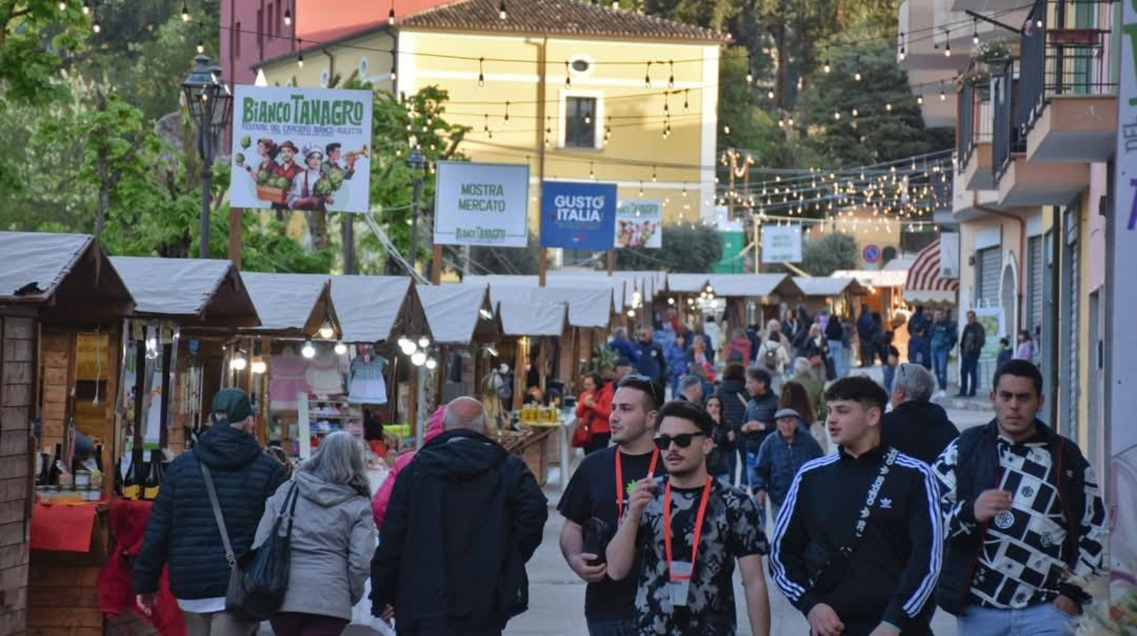 Bianco Tanagro ad Auletta, torna il festival del carciofo bianco