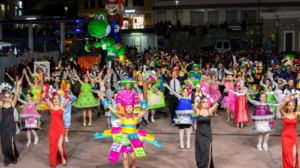 Carnevale InCamerota 2026: sei carri allegorici animeranno la festa di domenica 19 aprile