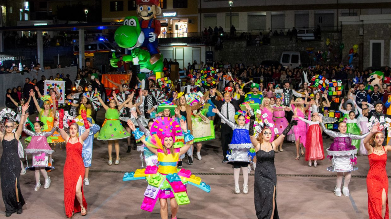 Carnevale InCamerota 2026: sei carri allegorici animeranno la festa di domenica 19 aprile