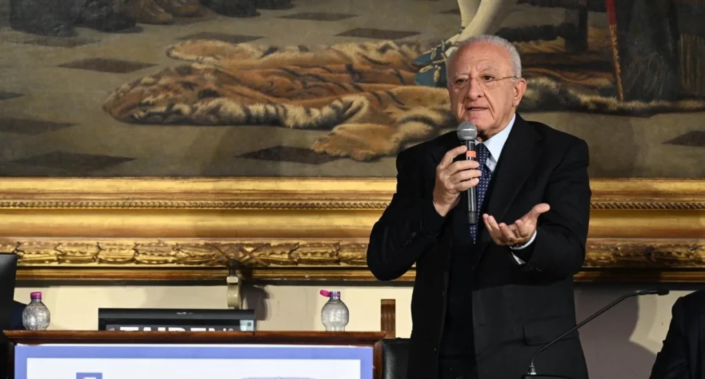 Amministrative Salerno: le liste di De Luca e una nuova sorpresa centrista