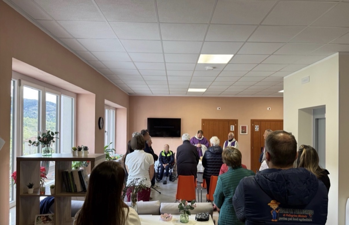 Pasqua: messa per gli anziani al gruppo appartamento “La Nuova Primavera” di Sicilì