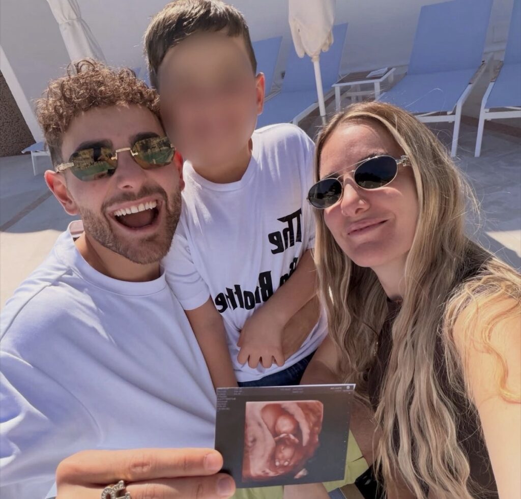 Rocco Hunt annuncia sui social: “La famiglia si allarga”